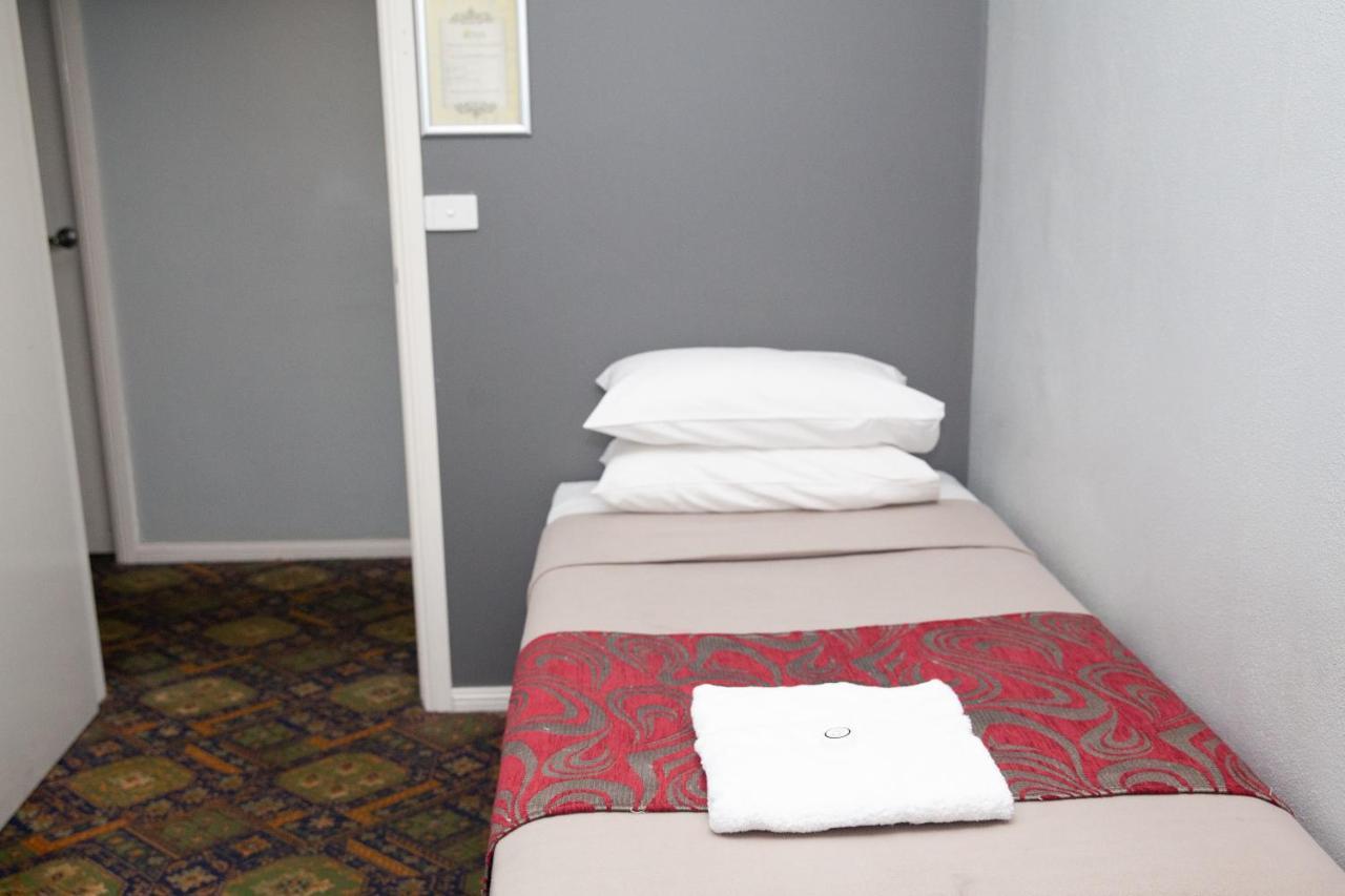 Royal Hotel 2*