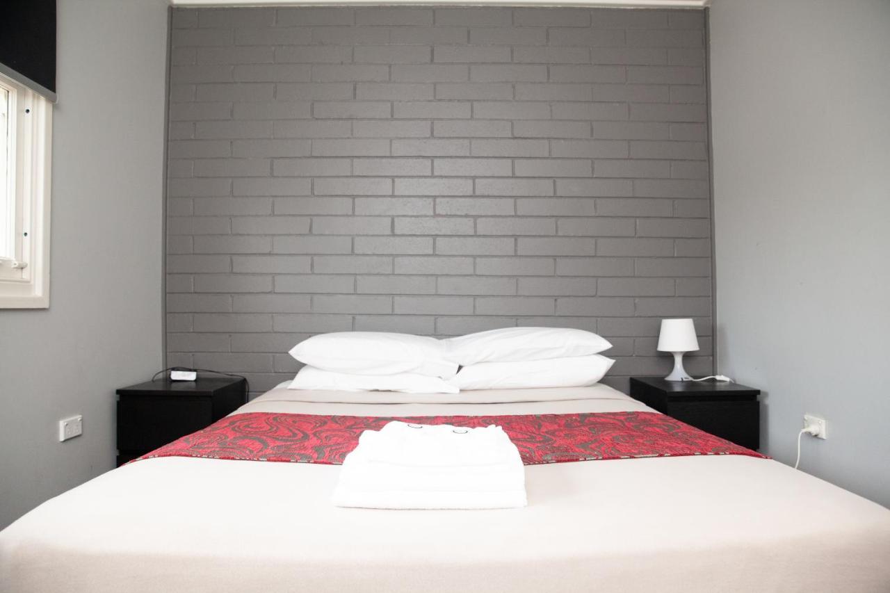 Royal Hotel 2*